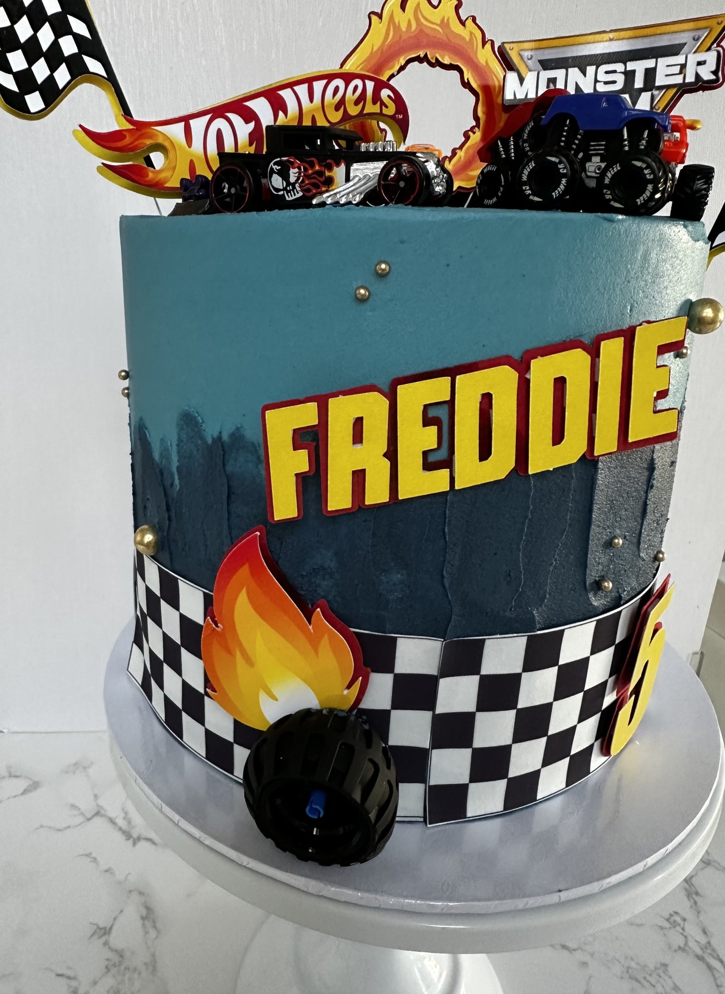 THE PARTY ONE - Hot Wheels