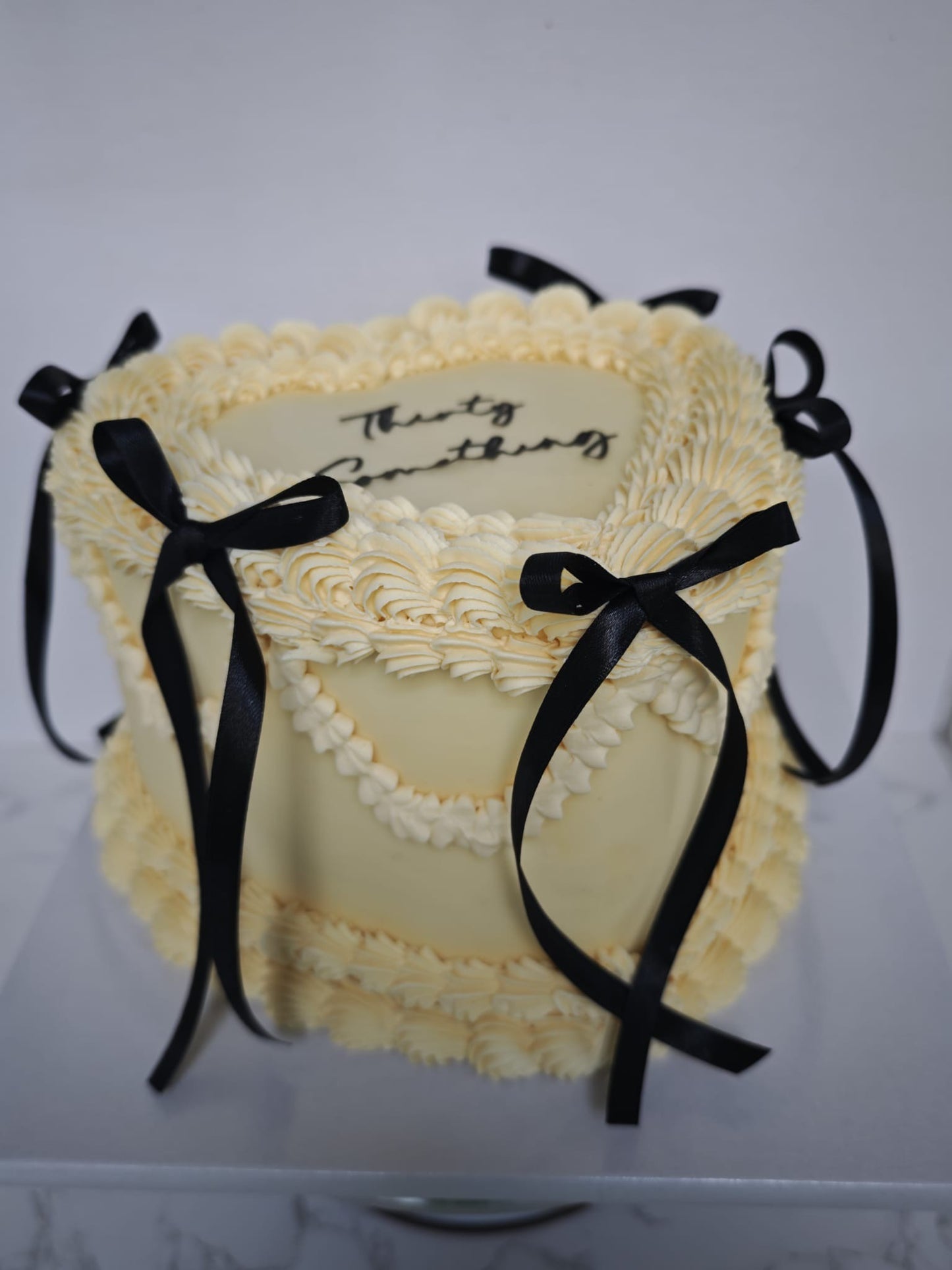 Vintage Heart Cake - Tall