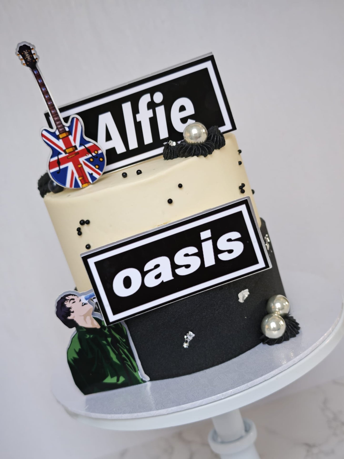 Oasis cake