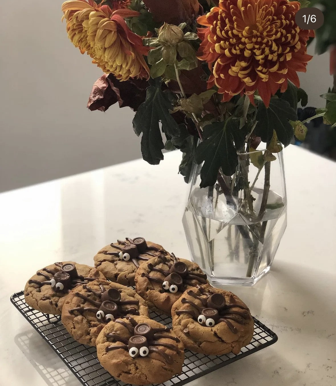 HALLOWEEN - Spider Rolo cookies